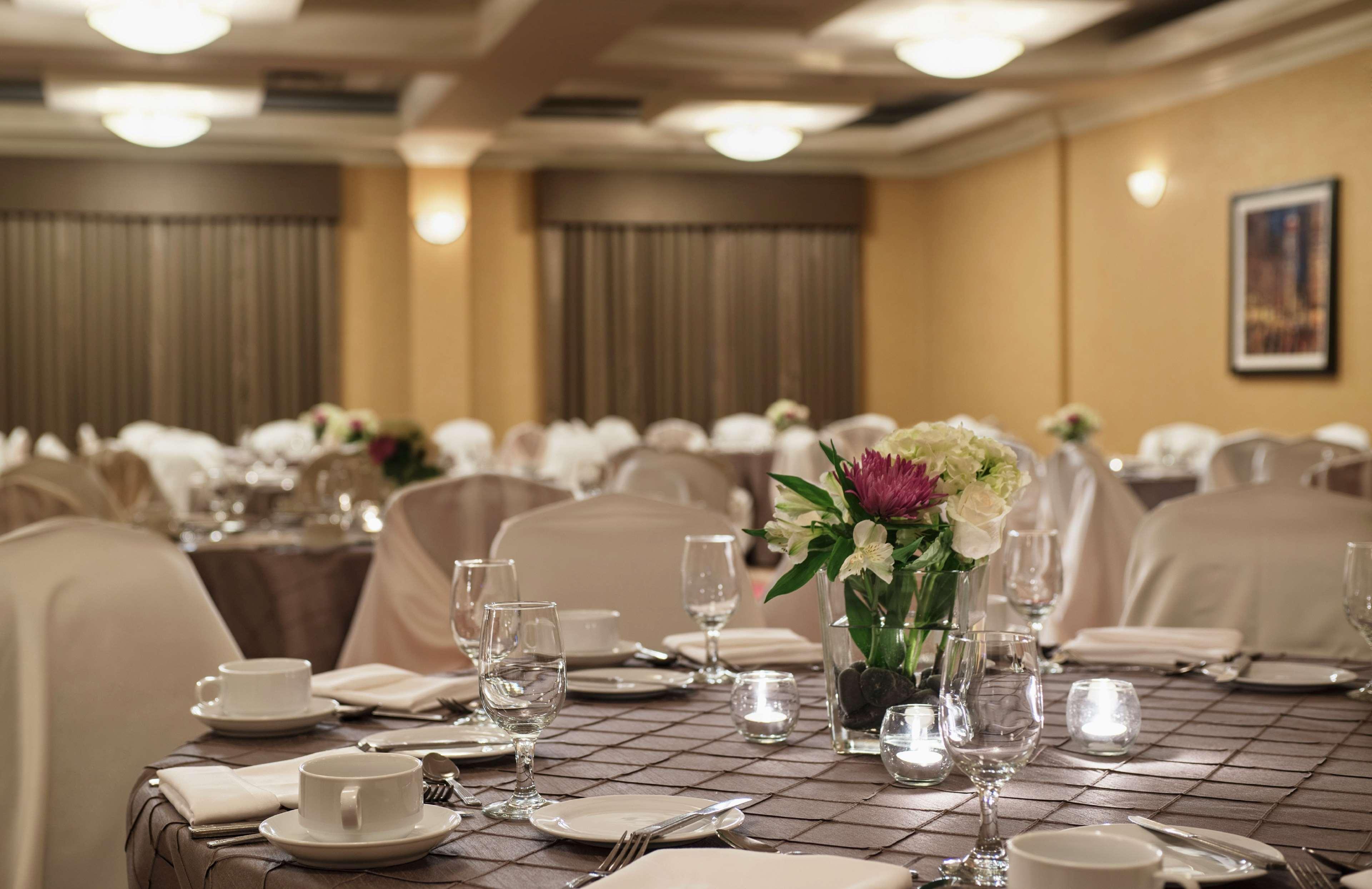 Hilton Garden Inn West Edmonton Exterior foto
