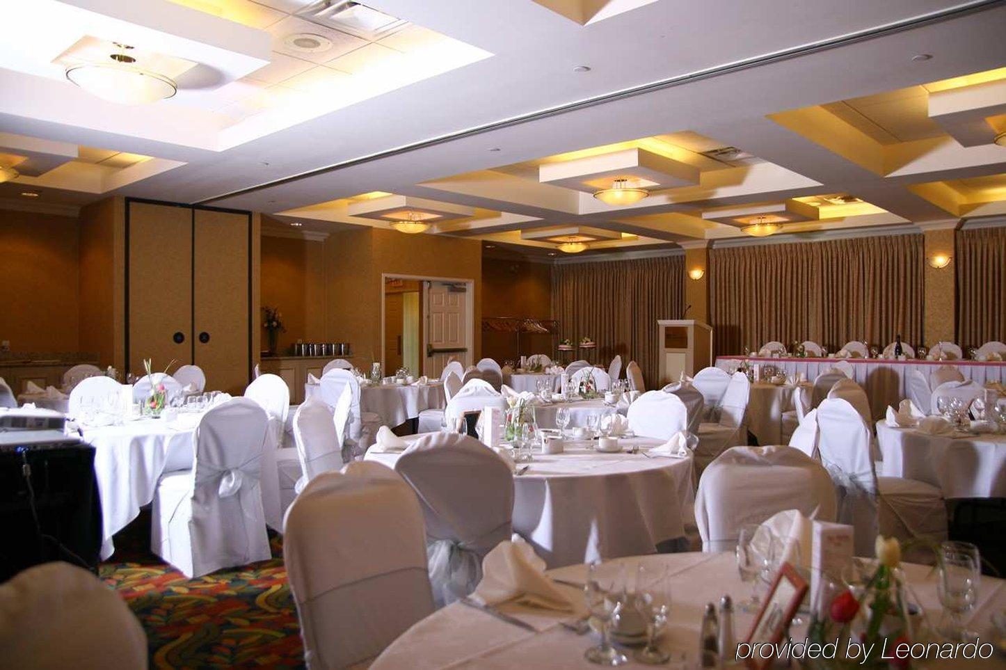 Hilton Garden Inn West Edmonton Restaurant foto