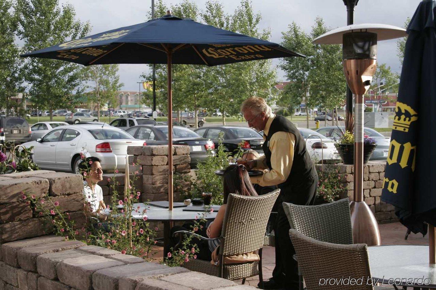 Hilton Garden Inn West Edmonton Restaurant foto